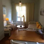 Kiki *